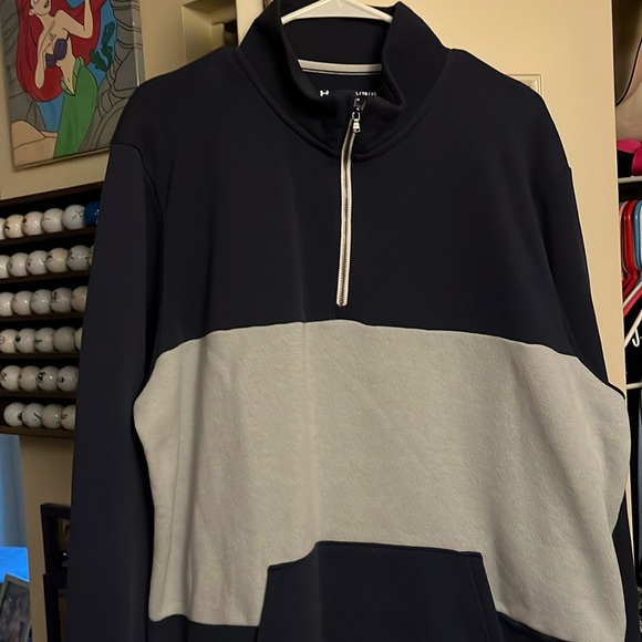 Under Armour Sweatshirt Size XL - Picture 1 of 3